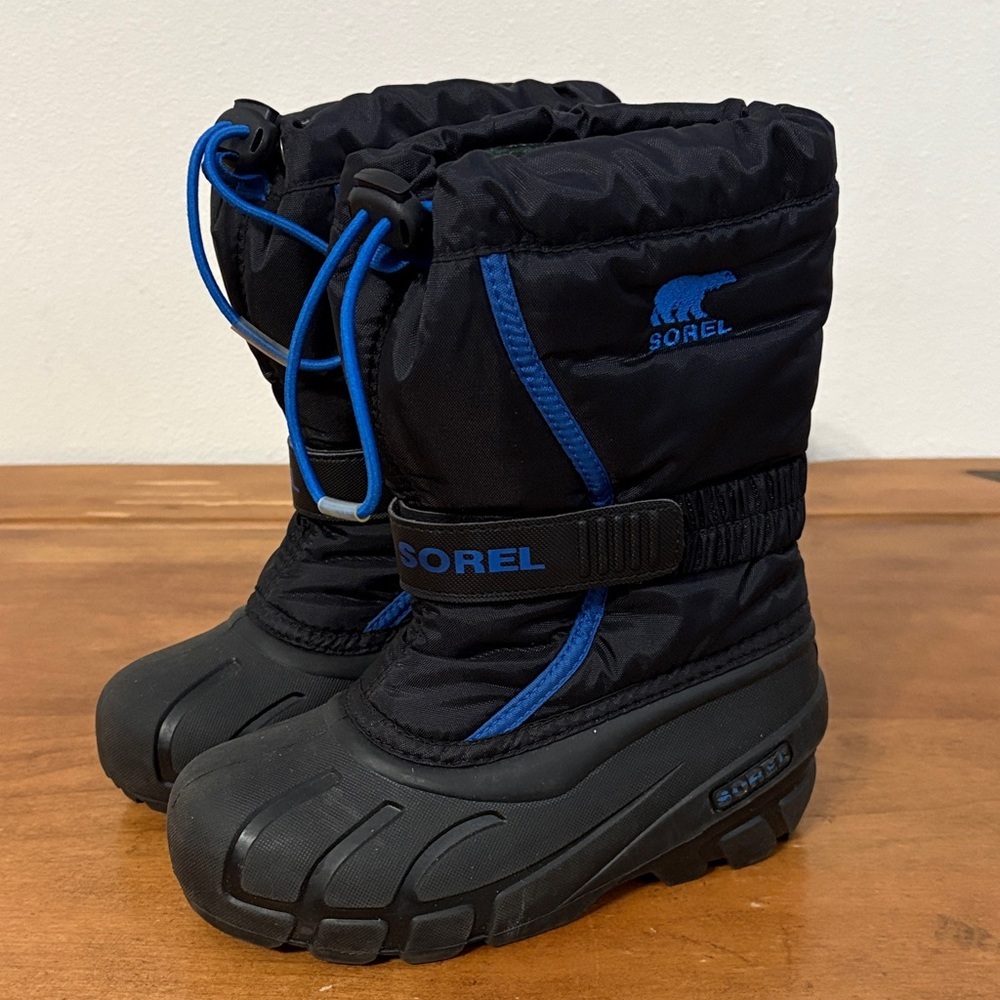 Sorel Black and Blue Snow Boots Size 13